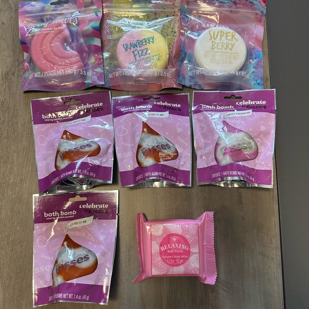 Bath Bomb Lot x‎ 8 NWT